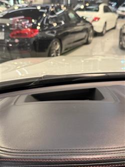 بی ئێم دەبڵیو X6